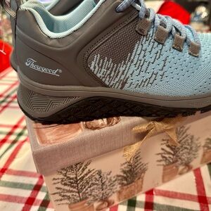 Thorogood Women's Athletic Shoes in Blue and Gray